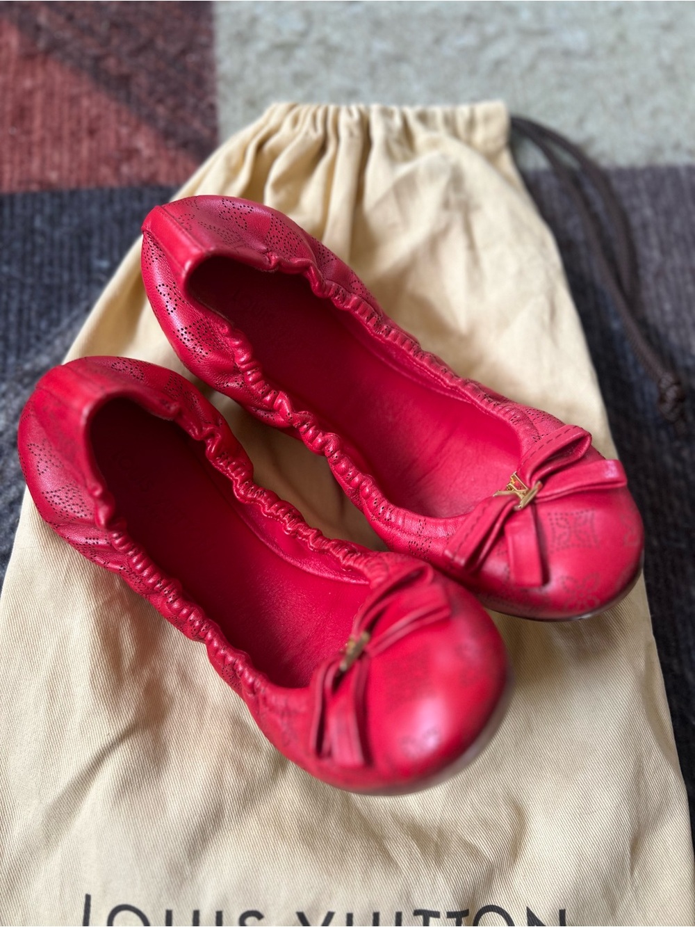 Louis Vuitton Leather Bow Ballet Flats